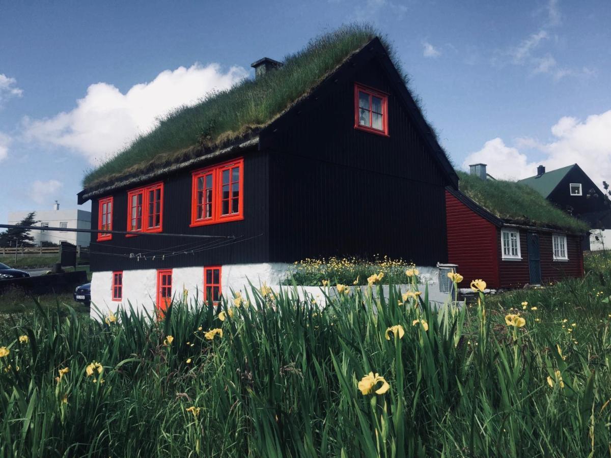 Turf House Cottage - Near Airport Mithvagur Exterior photo