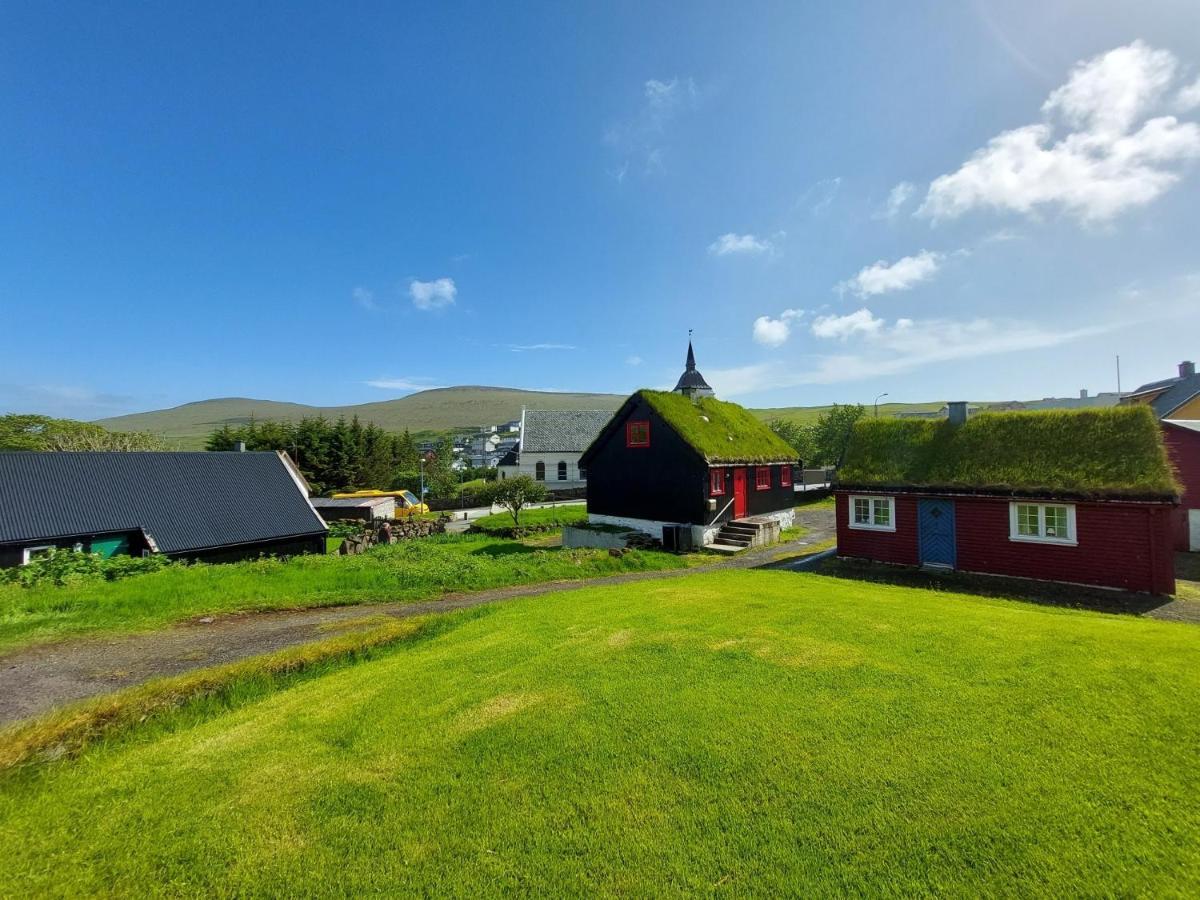 Turf House Cottage - Near Airport Mithvagur Exterior photo